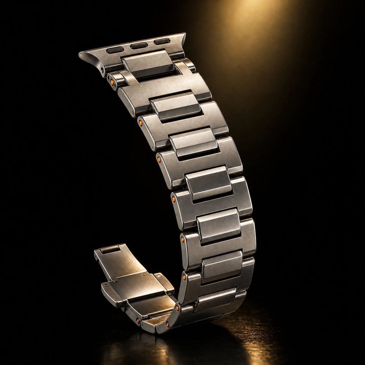 VAULT LUMEN Titanium Link Band